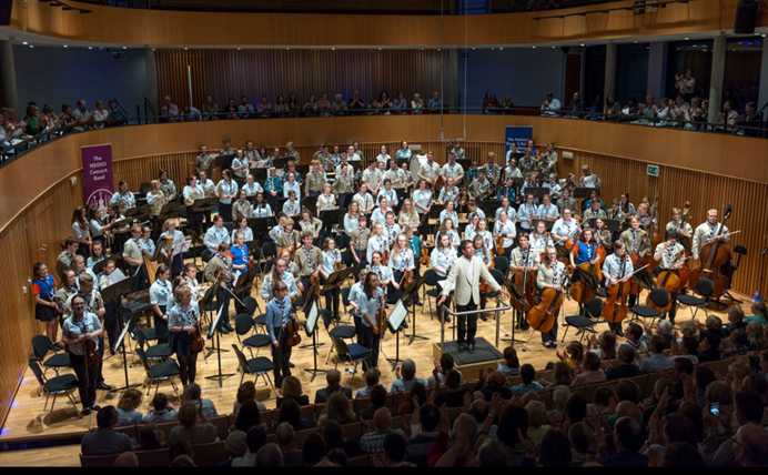 Full orchestra of guides and scouts