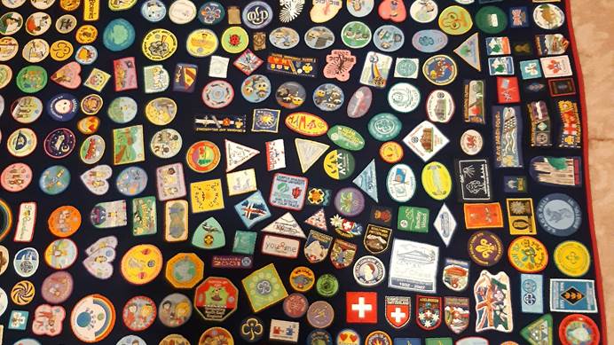 How to Display and Re-arrange Badges